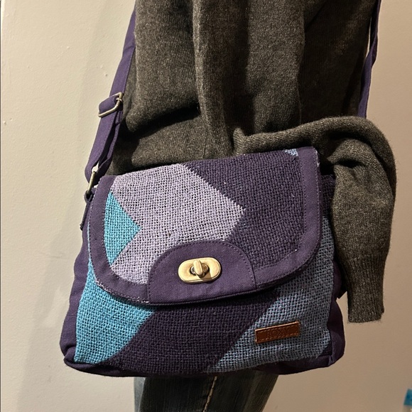 Roxy Handbags - NWT ROXY shoulder cross body hemp cute woven purse